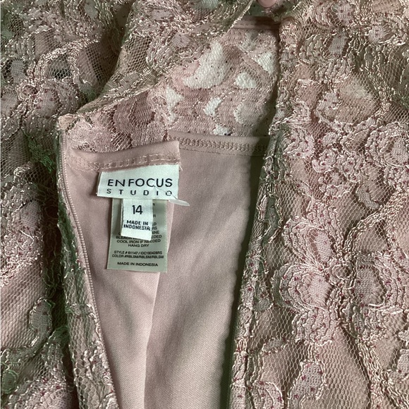 New Enfocus Studio Peplum Lace Pink Midi Dress - Picture 10 of 14